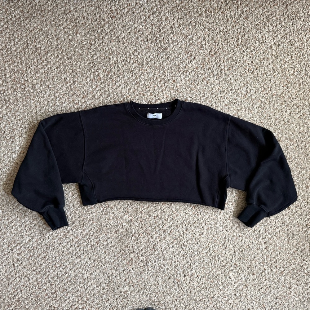 TNA Aritzia Cropped Fleece Sweat Shirt Size 2/Medium-Large